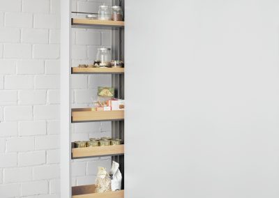 100.0942.43_M1-peka-Hochschrank-Standard