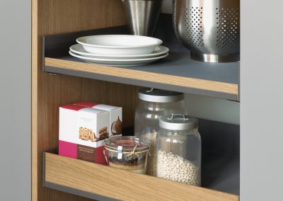 200.1846.43_D1-peka-Hochschrank-Extendo