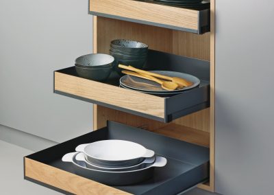 200.1856.43_D1-peka-Hochschrank-Extendo