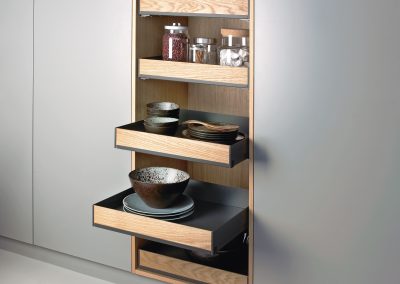 200.1856.43_M1-peka-Hochschrank-Extendo