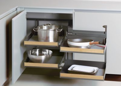 300.0974.43_M1-peka-Eckschrank-MagicCornerComfort